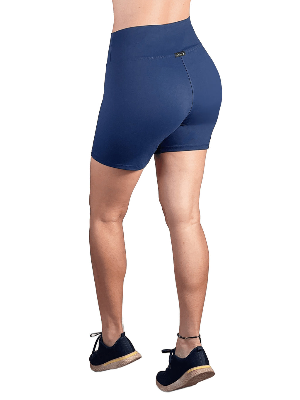 Short Basico